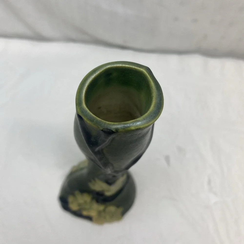 Antique Roseville Dogwood Smooth Bud Vase Approx 9